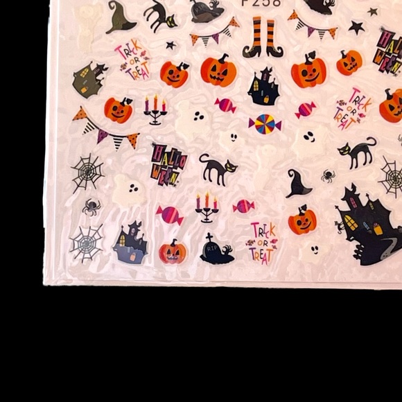 HALLOWEEN THEMED NAIL STICKERS - Picture 6 of 8